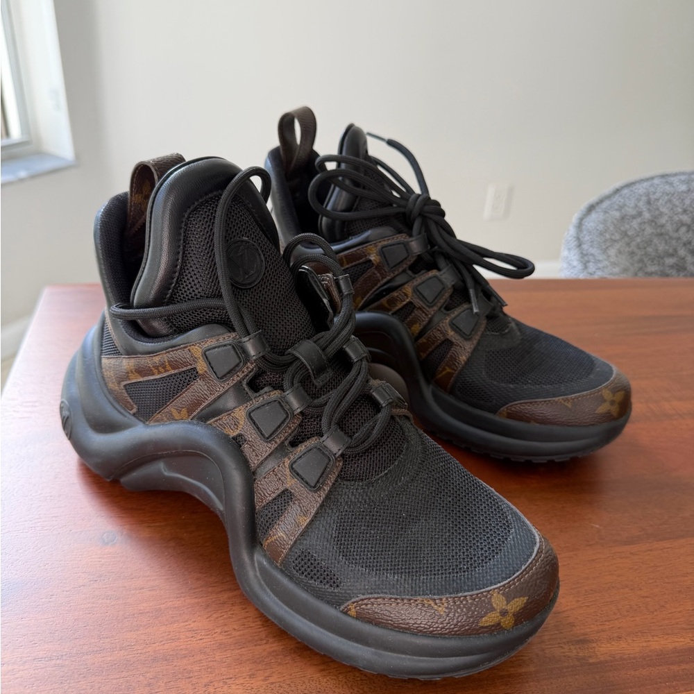 Louis Vuitton Black Sneakers